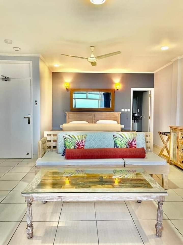 Beau Vallon Studios - Apartments Vacation Rentals Victoria Ngoại thất bức ảnh